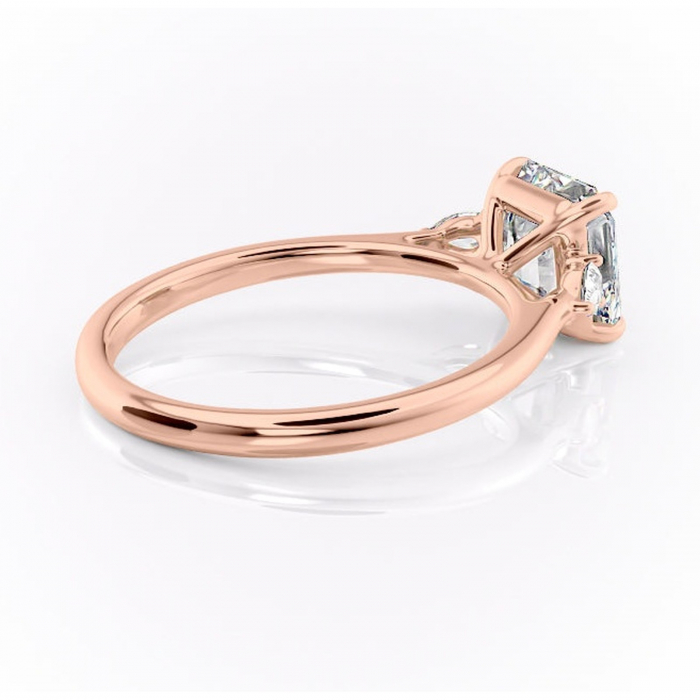 Inel de logodnă Felicity din aur Rose 18kt cu moissanite tăietură asscher – Solitar rafinată pentru profil înalt | Personalizează și configurează gratuit online [3]