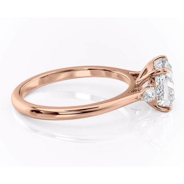 Inel de logodnă Felicity din aur Rose 14kt cu moissanite tăietură pernă – Solitar rafinată pentru profil înalt | Personalizează și configurează gratuit online [2]