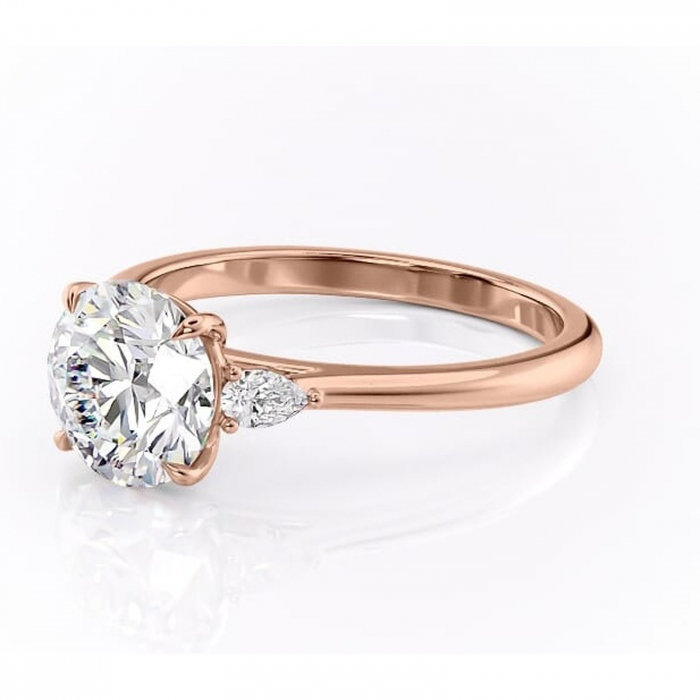 Inel de logodnă Felicity din aur Rose 14kt cu moissanite tăietură rotundă – Solitar rafinată pentru profil înalt | Personalizează și configurează gratuit online [7]