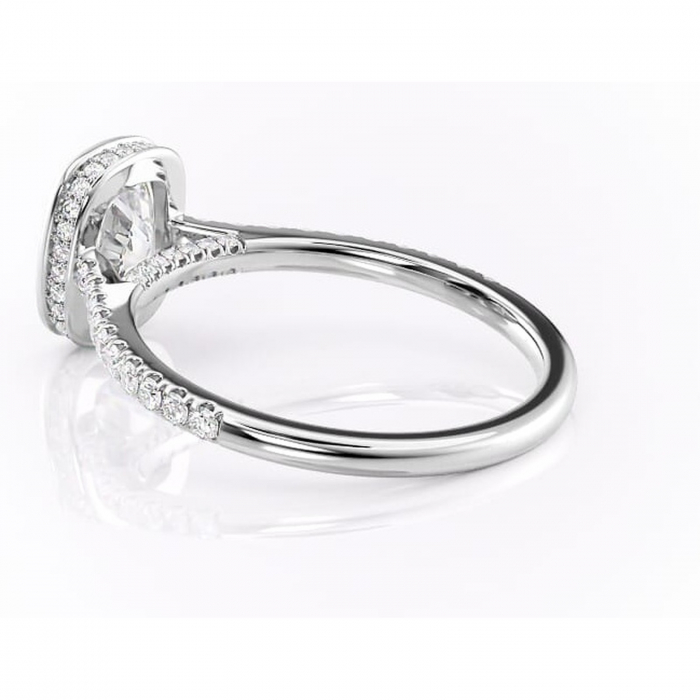 Inel de logodnă Fernelle din aur Alb 14kt cu moissanite tăietură pernă – Montură închisă rafinată pentru profil înalt | Personalizează și configurează gratuit online [5]