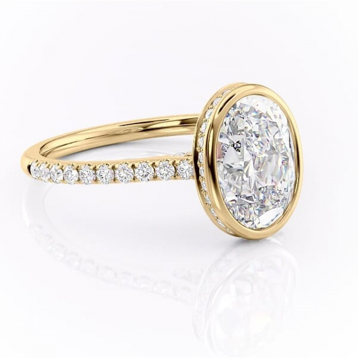 Inel de logodnă Fernelle din aur Galben 14kt cu moissanite tăietură ovală – Montură închisă rafinată pentru profil înalt | Personalizează și configurează gratuit online [1]