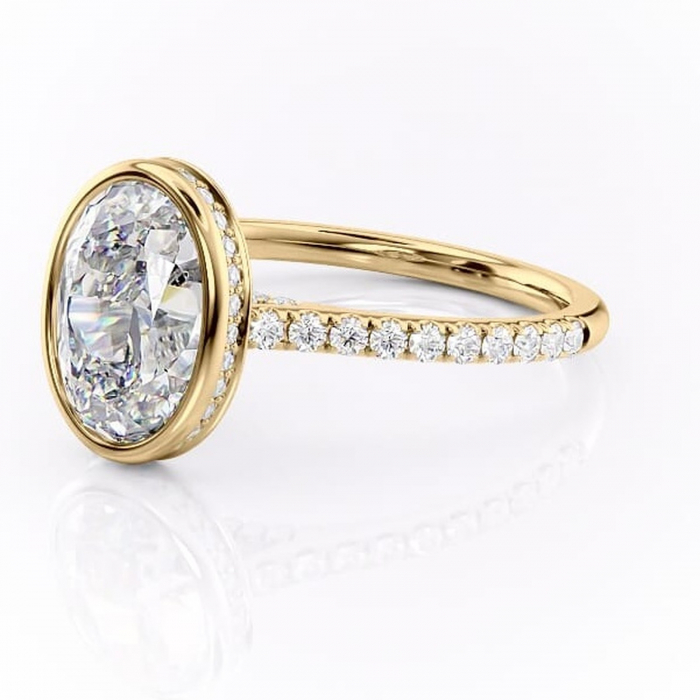 Inel de logodnă Fernelle din aur Galben 14kt cu moissanite tăietură ovală – Montură închisă rafinată pentru profil înalt | Personalizează și configurează gratuit online [7]
