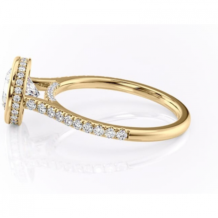 Inel de logodnă Fernelle din aur Galben 14kt cu moissanite tăietură rotundă – Montură închisă rafinată pentru profil înalt | Personalizează și configurează gratuit online [6]