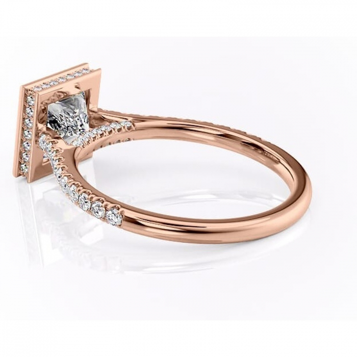 Inel de logodnă Fernelle din aur Rose 18kt cu moissanite tăietură princess – Montură închisă rafinată pentru profil înalt | Personalizează și configurează gratuit online [5]