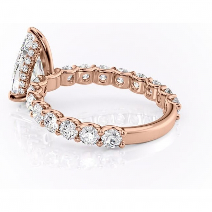 Inel de logodnă Floralie din aur Rose 18kt cu moissanite tăietură pară – Pietre laterale excepțional | Personalizează și configurează gratuit online [5]