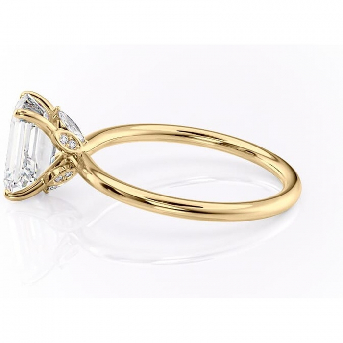 Inel de logodnă Garnet din aur Galben 14kt cu moissanite tăietură smarald – Solitar rafinată pentru profil înalt | Personalizează și configurează gratuit online [6]