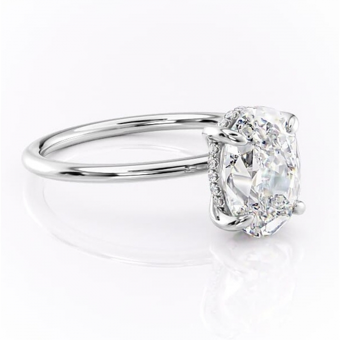 Inel de logodnă Genevieve din aur Alb 14kt cu moissanite tăietură ovală – Solitar rafinată pentru profil înalt | Personalizează și configurează gratuit online [1]