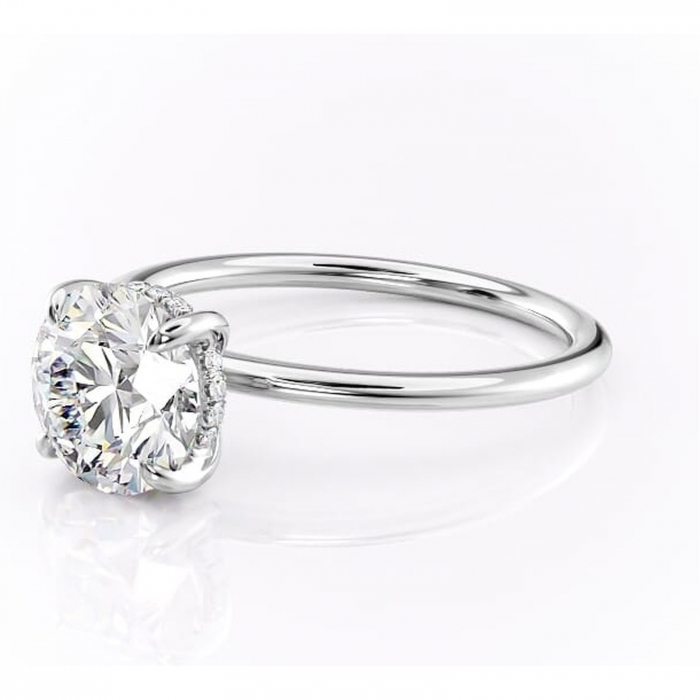 Inel de logodnă Genevieve din aur Alb 14kt cu moissanite tăietură rotundă – Solitar rafinată pentru profil înalt | Personalizează și configurează gratuit online [7]