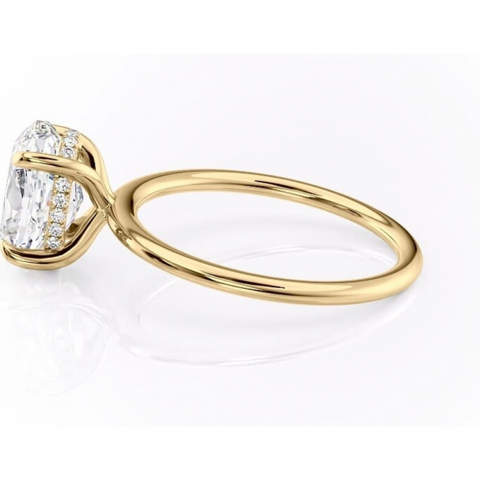 Inel de logodnă Genevieve din aur Galben 14kt cu moissanite tăietură ovală – Solitar rafinată pentru profil înalt | Personalizează și configurează gratuit online [6]