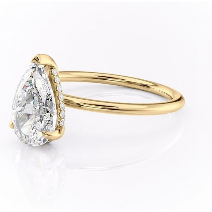 Inel de logodnă Genevieve din aur Galben 18kt cu moissanite tăietură pară – Solitar rafinată pentru profil înalt | Personalizează și configurează gratuit online [7]