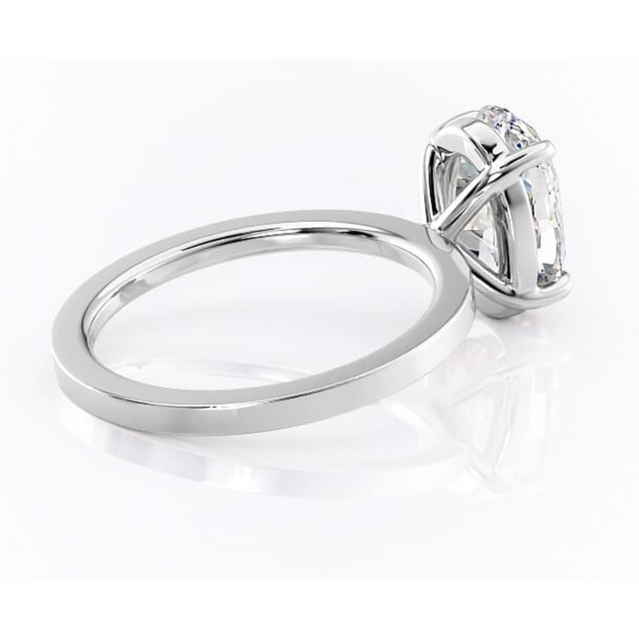 Inel de logodnă Georgiana din aur Alb 14kt cu moissanite tăietură ovală – Profil pătrat rafinată pentru profil înalt | Personalizează și configurează gratuit online [3]