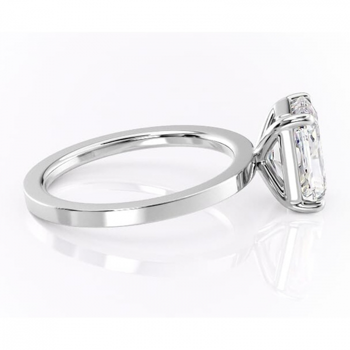 Inel de logodnă Georgiana din aur Alb 14kt cu moissanite tăietură radiantă – Profil pătrat rafinată pentru profil înalt | Personalizează și configurează gratuit online [2]