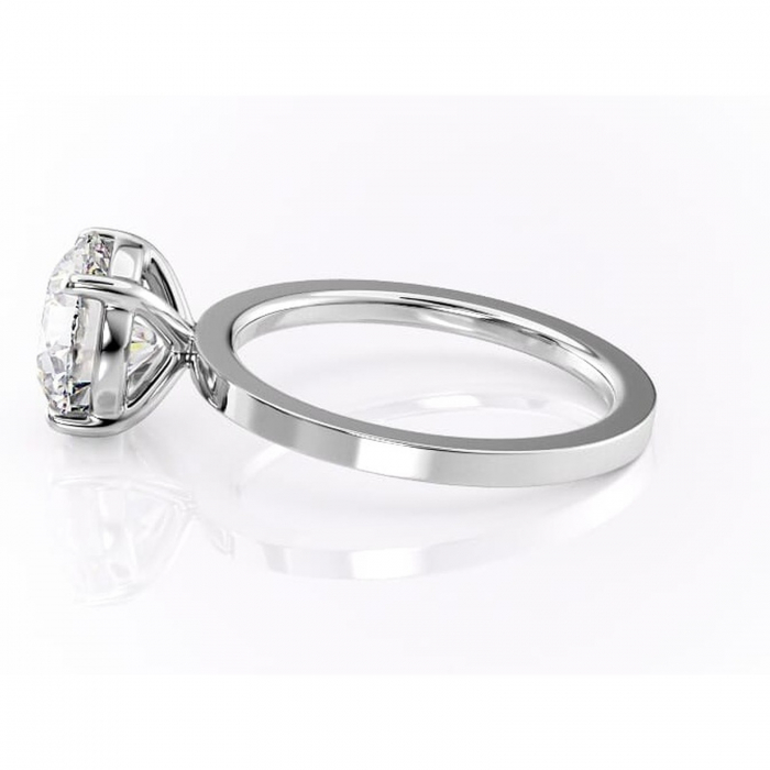 Inel de logodnă Georgiana din aur Alb 14kt cu moissanite tăietură rotundă – Profil pătrat rafinată pentru profil înalt | Personalizează și configurează gratuit online [6]