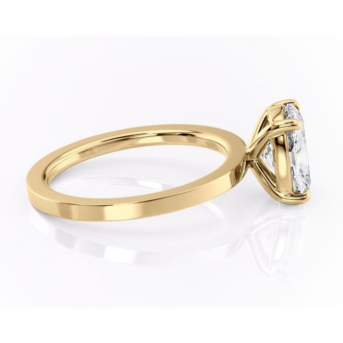 Inel de logodnă Georgiana din aur Galben 14kt cu moissanite tăietură pernă – Profil pătrat rafinată pentru profil înalt | Personalizează și configurează gratuit online [2]