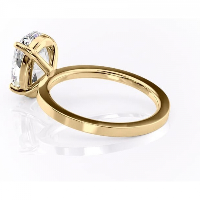 Inel de logodnă Georgiana din aur Galben 18kt cu moissanite tăietură ovală – Profil pătrat rafinată pentru profil înalt | Personalizează și configurează gratuit online [5]