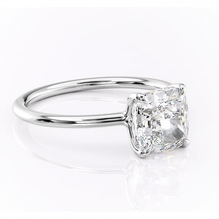 Inel de logodnă Helena din aur Alb 14kt cu moissanite tăietură pernă – Solitar rafinată pentru profil jos | Personalizează și configurează gratuit online [1]