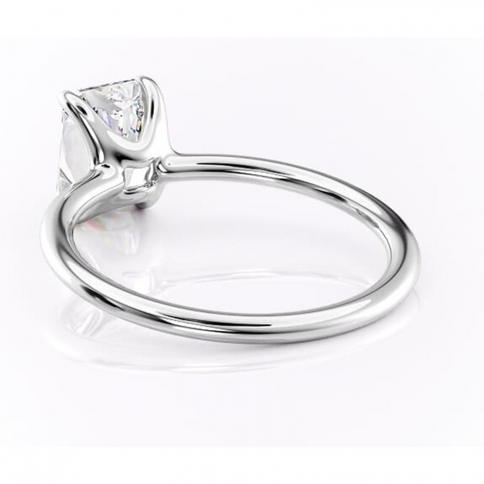 Inel de logodnă Helena din aur Alb 14kt cu moissanite tăietură radiantă – Solitar rafinată pentru profil jos | Personalizează și configurează gratuit online [4]