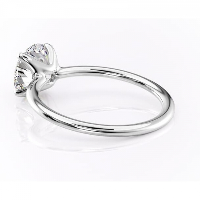 Inel de logodnă Helena din aur Alb 14kt cu moissanite tăietură rotundă – Solitar rafinată pentru profil jos | Personalizează și configurează gratuit online [5]
