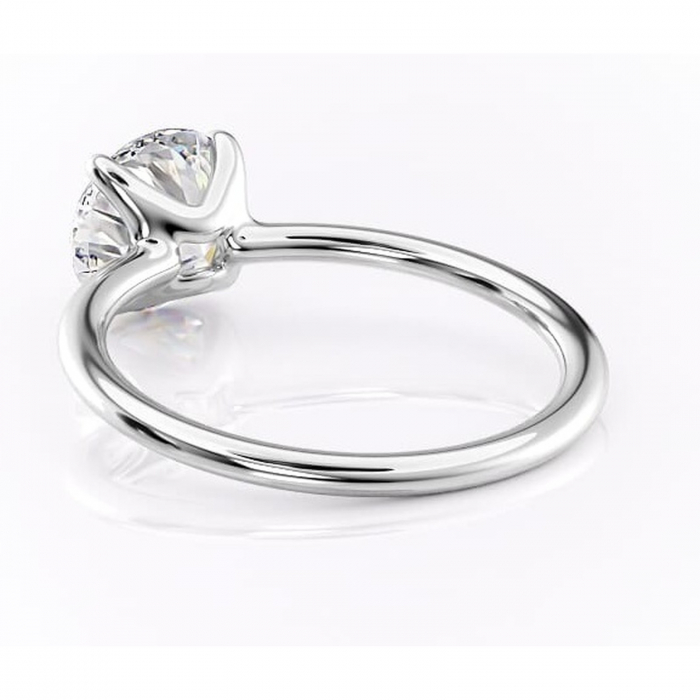 Inel de logodnă Helena din aur Alb 14kt cu moissanite tăietură rotundă – Solitar rafinată pentru profil jos | Personalizează și configurează gratuit online [4]