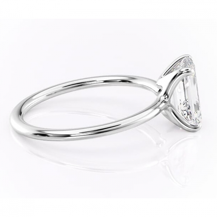 Inel de logodnă Helena din aur Alb 14kt cu moissanite tăietură smarald – Solitar rafinată pentru profil jos | Personalizează și configurează gratuit online [2]