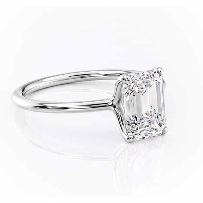 Inel de logodnă Helena din aur Alb 14kt cu moissanite tăietură smarald – Solitar rafinată pentru profil jos | Personalizează și configurează gratuit online [1]