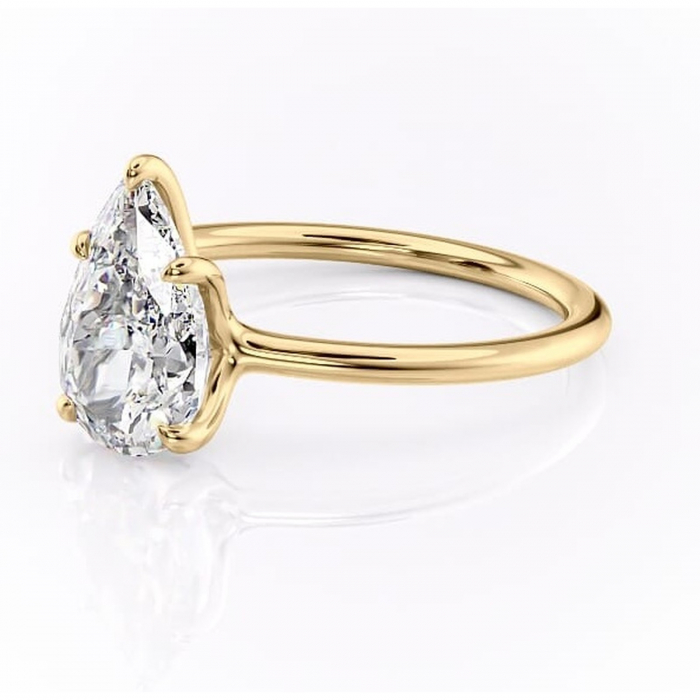 Inel de logodnă Helena din aur Galben 14kt cu moissanite tăietură pară – Solitar rafinată pentru profil jos | Personalizează și configurează gratuit online [7]