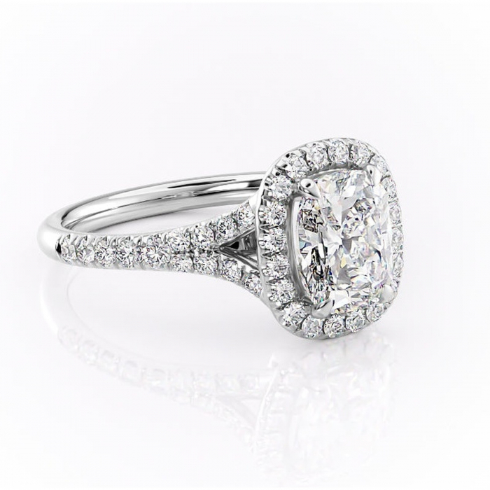 Inel de logodnă Henrietta din aur Alb 14kt cu moissanite tăietură asscher – Halo rafinată pentru profil mediu | Personalizează și configurează gratuit online [1]