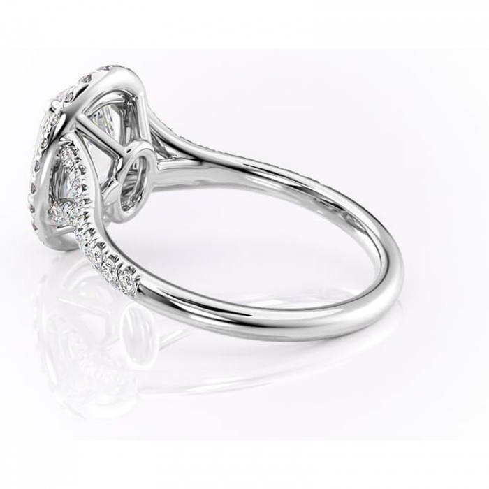 Inel de logodnă Henrietta din aur Alb 14kt cu moissanite tăietură ovală – Halo rafinată pentru profil mediu | Personalizează și configurează gratuit online [5]
