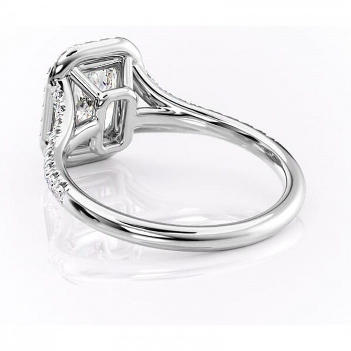 Inel de logodnă Henrietta din aur Alb 14kt cu moissanite tăietură radiantă – Halo rafinată pentru profil mediu | Personalizează și configurează gratuit online [4]