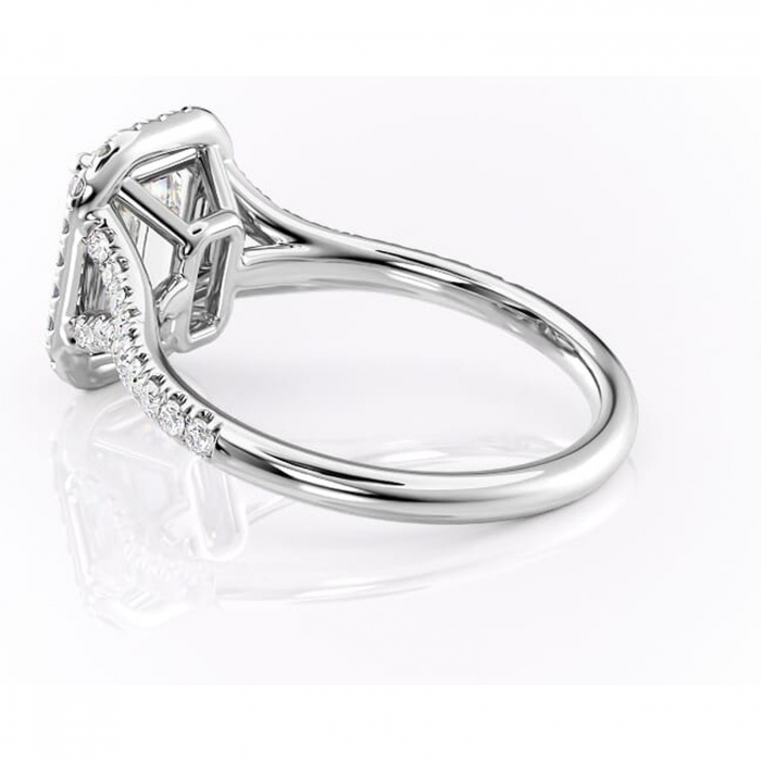 Inel de logodnă Henrietta din aur Alb 18kt cu moissanite tăietură smarald – Halo rafinată pentru profil mediu | Personalizează și configurează gratuit online [5]