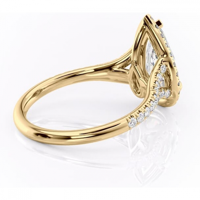 Inel de logodnă Henrietta din aur Galben 14kt cu moissanite tăietură pară – Halo rafinată pentru profil mediu | Personalizează și configurează gratuit online [3]