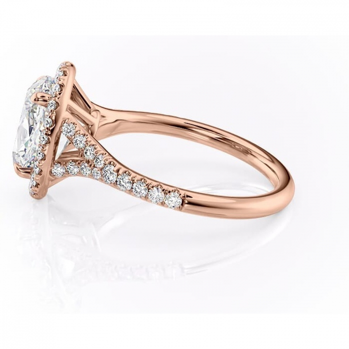 Inel de logodnă Henrietta din aur Rose 18kt cu moissanite tăietură ovală – Halo rafinată pentru profil mediu | Personalizează și configurează gratuit online [6]