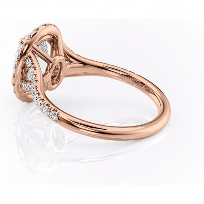 Inel de logodnă Henrietta din aur Rose 18kt cu moissanite tăietură ovală – Halo rafinată pentru profil mediu | Personalizează și configurează gratuit online [5]