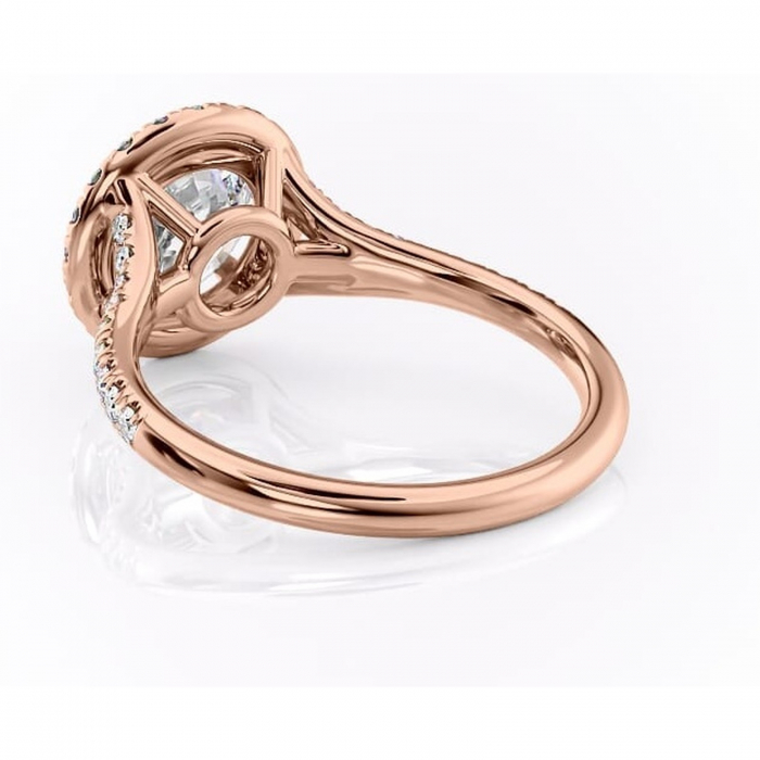 Inel de logodnă Henrietta din aur Rose 14kt cu moissanite tăietură rotundă – Halo rafinată pentru profil mediu | Personalizează și configurează gratuit online [4]