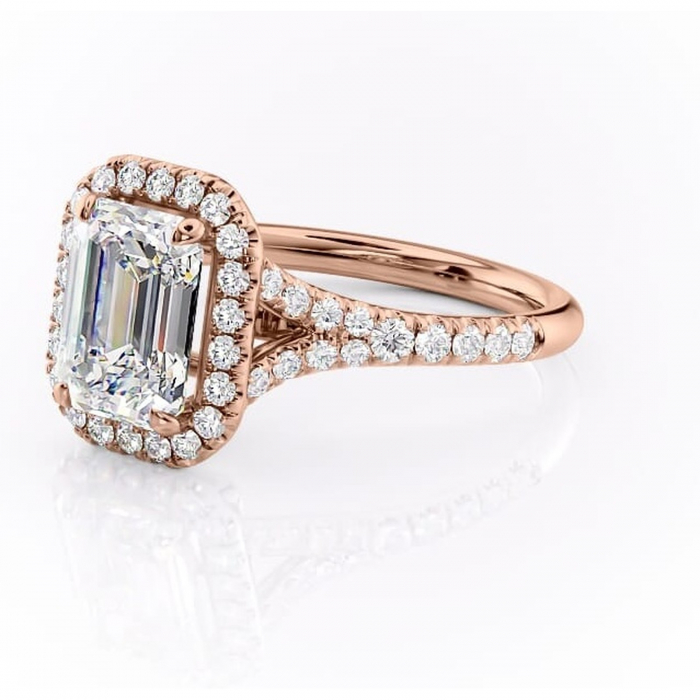Inel de logodnă Henrietta din aur Rose 14kt cu moissanite tăietură smarald – Halo rafinată pentru profil mediu | Personalizează și configurează gratuit online [7]