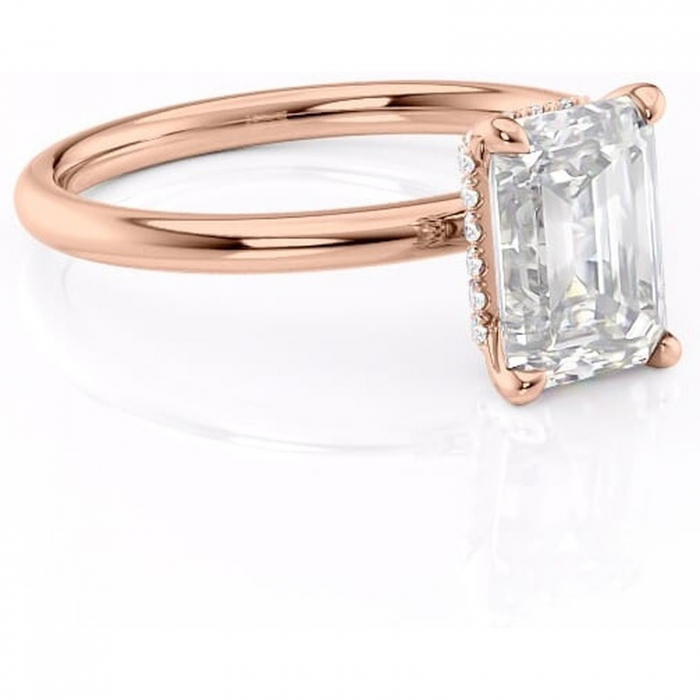 Inel de logodnă Indie din aur Rose 14kt cu moissanite tăietură smarald – Solitar rafinată pentru profil înalt | Personalizează și configurează gratuit online [1]