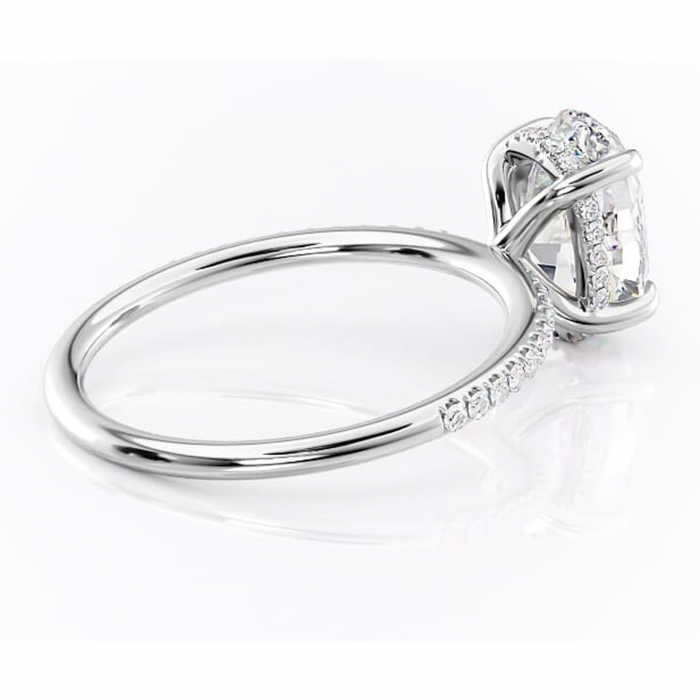 Inel de logodnă Isadora din aur Alb 14kt cu moissanite tăietură ovală – Montură pavé rafinată pentru profil înalt | Personalizează și configurează gratuit online [3]