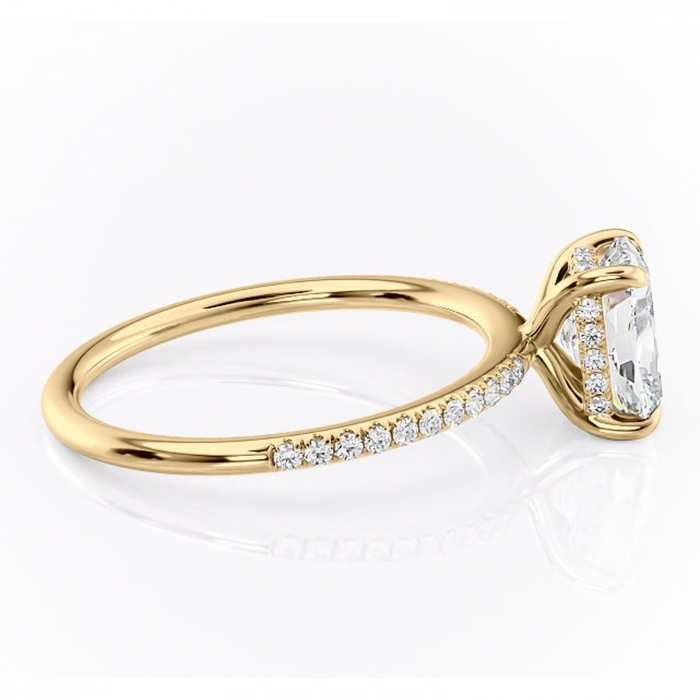 Inel de logodnă Isadora din aur Galben 14kt cu moissanite tăietură pernă – Montură pavé rafinată pentru profil înalt | Personalizează și configurează gratuit online [2]