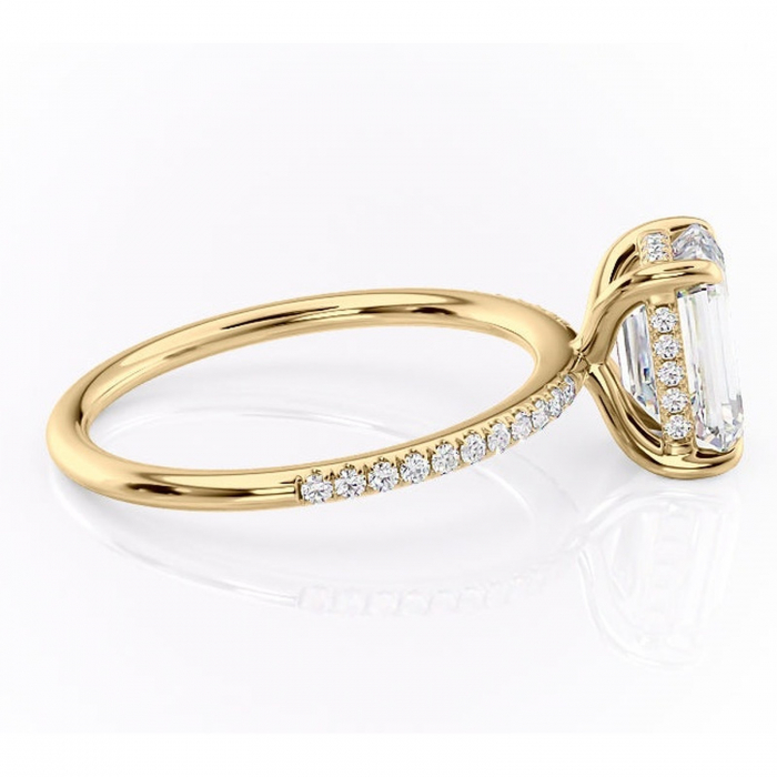 Inel de logodnă Isadora din aur Galben 14kt cu moissanite tăietură smarald – Montură pavé rafinată pentru profil înalt | Personalizează și configurează gratuit online [2]