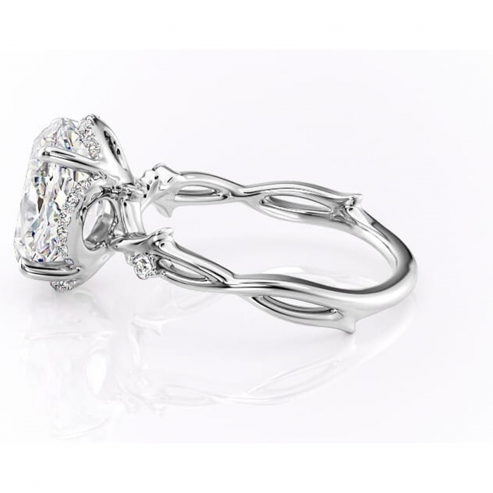 Inel de logodnă Isolde din aur Alb 14kt cu moissanite tăietură ovală – Halo rafinată pentru profil mediu | Personalizează și configurează gratuit online [6]