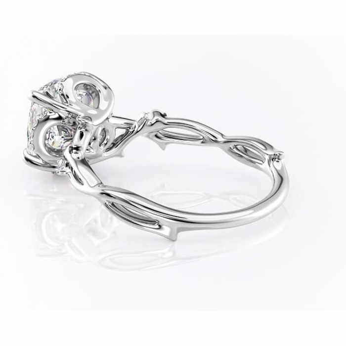 Inel de logodnă Isolde din aur Alb 18kt cu moissanite tăietură pernă – Halo rafinată pentru profil mediu | Personalizează și configurează gratuit online [5]