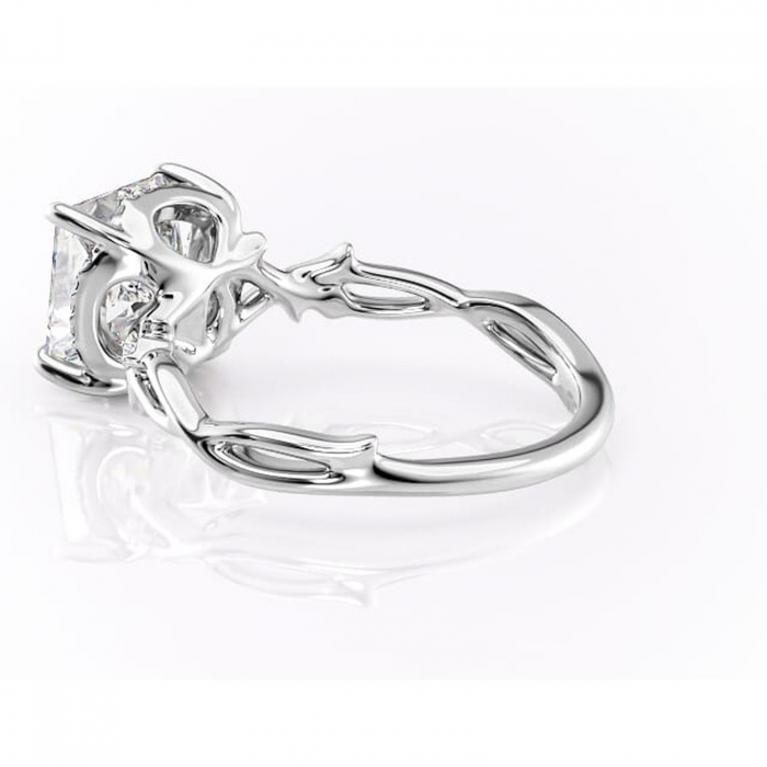 Inel de logodnă Isolde din aur Alb 14kt cu moissanite tăietură princess – Halo rafinată pentru profil mediu | Personalizează și configurează gratuit online [5]