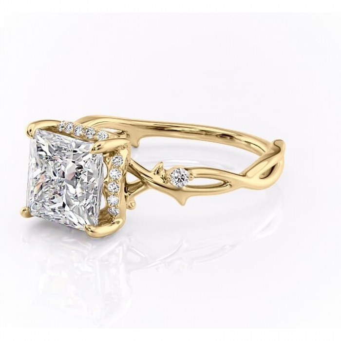 Inel de logodnă Isolde din aur Galben 14kt cu moissanite tăietură princess – Halo rafinată pentru profil mediu | Personalizează și configurează gratuit online [7]