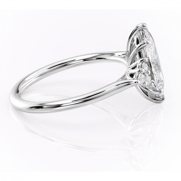 Inel de logodnă Ivylyn din aur Alb 14kt cu moissanite tăietură marquise – Montură cu trei pietre rafinată pentru profil mediu | Personalizează și configurează gratuit online [2]