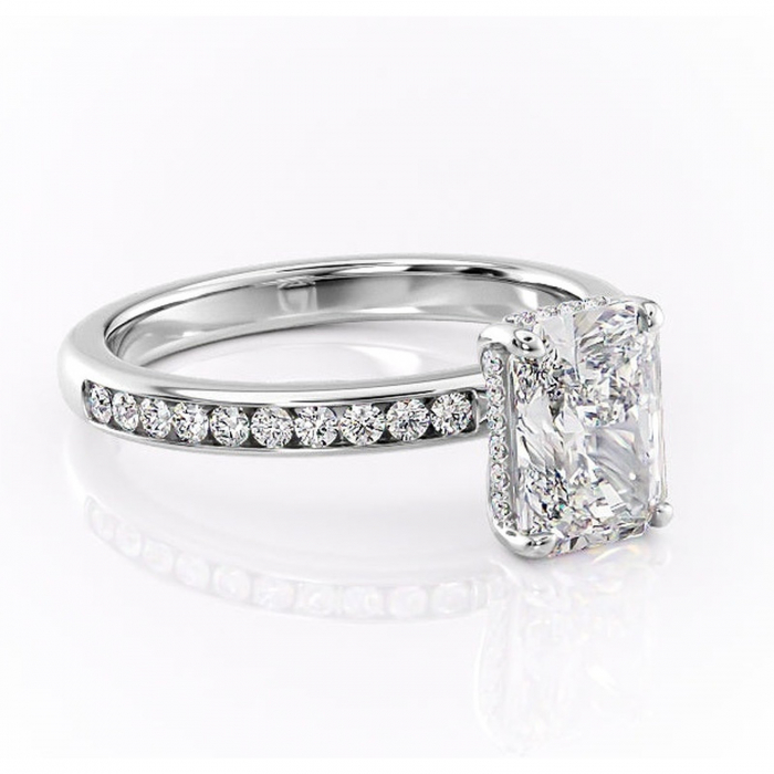 Inel de logodnă Jade din aur Alb 18kt cu moissanite tăietură radiantă – Montură cu canal rafinată pentru profil înalt | Personalizează și configurează gratuit online [1]