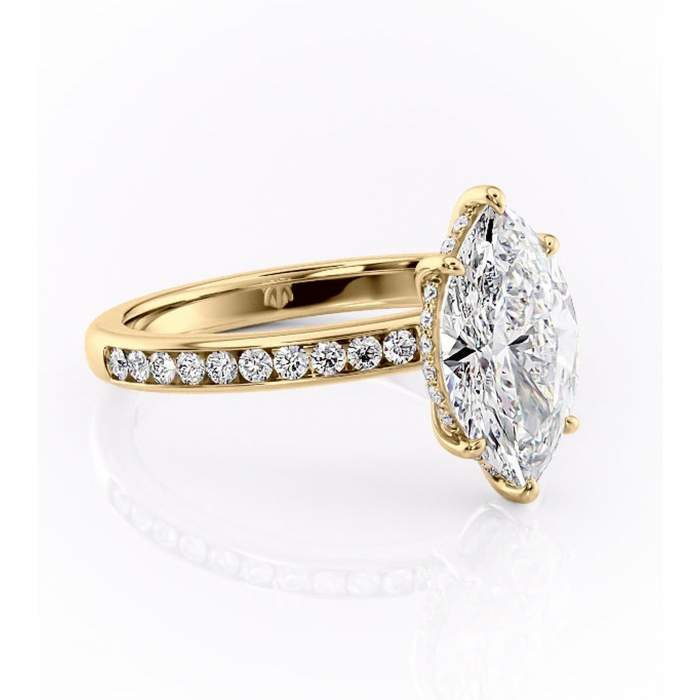 Inel de logodnă Jade din aur Galben 14kt cu moissanite tăietură marquise – Montură cu canal rafinată pentru profil înalt | Personalizează și configurează gratuit online [1]