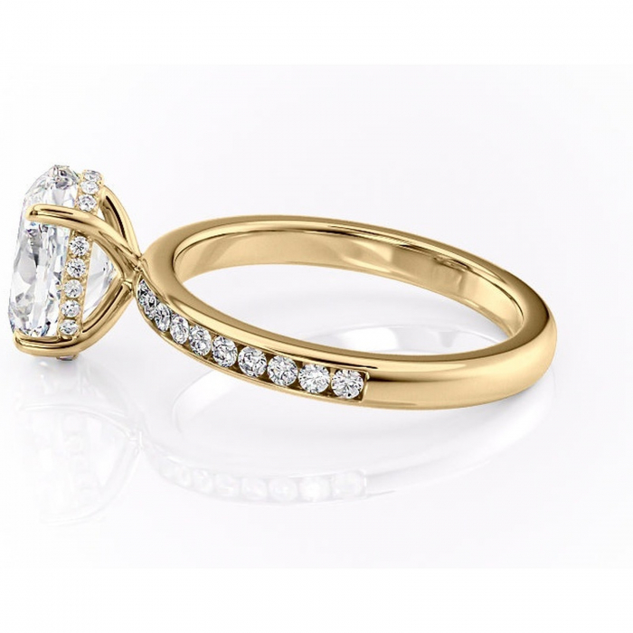 Inel de logodnă Jade din aur Galben 18kt cu moissanite tăietură ovală – Montură cu canal rafinată pentru profil înalt | Personalizează și configurează gratuit online [6]