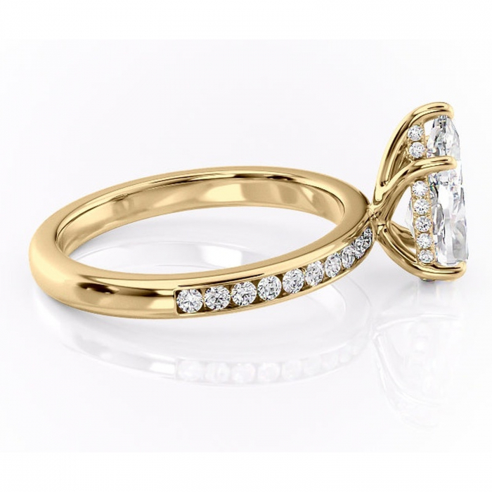 Inel de logodnă Jade din aur Galben 14kt cu moissanite tăietură pară – Montură cu canal rafinată pentru profil înalt | Personalizează și configurează gratuit online [2]