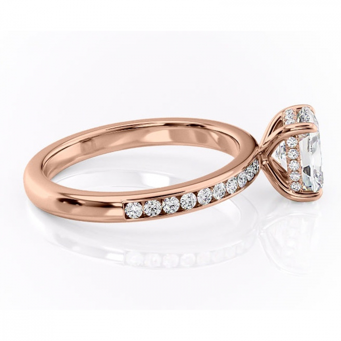 Inel de logodnă Jade din aur Rose 14kt cu moissanite tăietură asscher – Montură cu canal rafinată pentru profil înalt | Personalizează și configurează gratuit online [2]