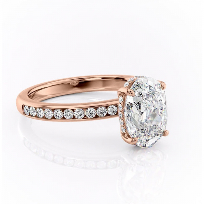 Inel de logodnă Jade din aur Rose 14kt cu moissanite tăietură ovală – Montură cu canal rafinată pentru profil înalt | Personalizează și configurează gratuit online [1]